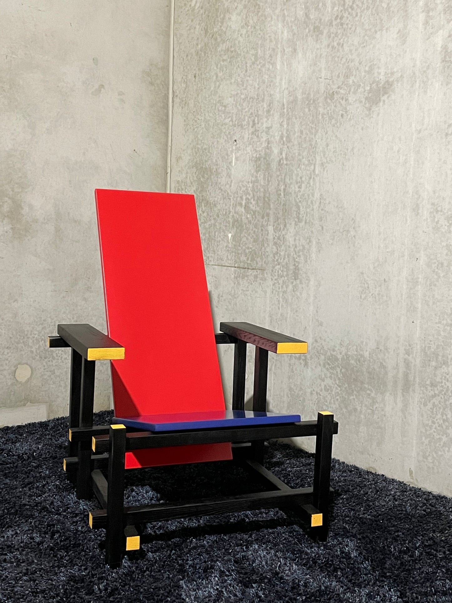 Replica Red Blue Chair