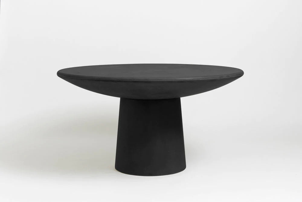 Roly-Poly Round Dinning Table